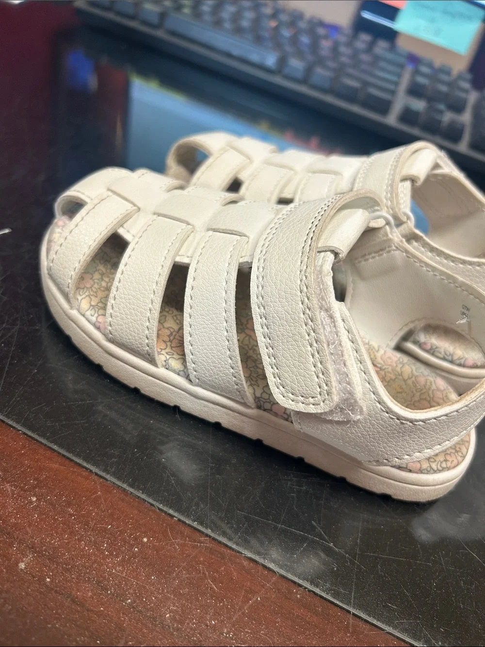 Keds White Kids Leather Sandals and Closed-Toe Shoes size 10 & 10.5 girls